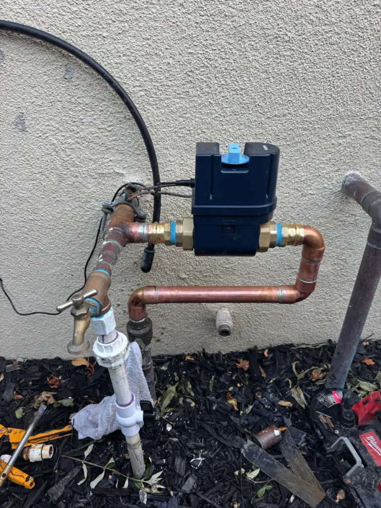 Smart water shutoff and leak detector valve installed